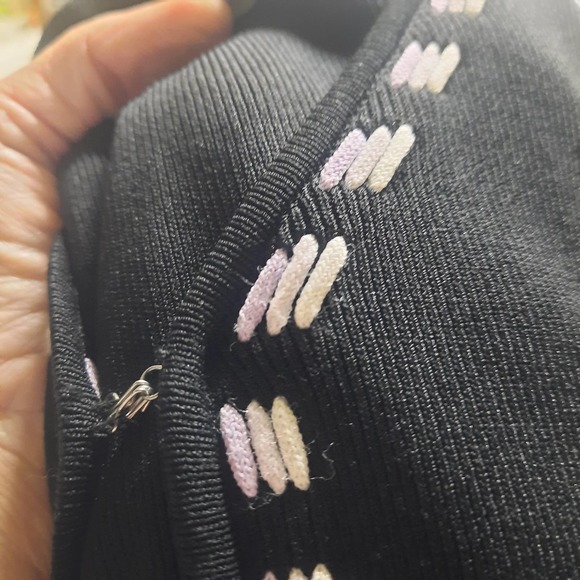 Finity Woman  Black lightweight stripe design along front cardigan 1Xt - Picture 3 of 5